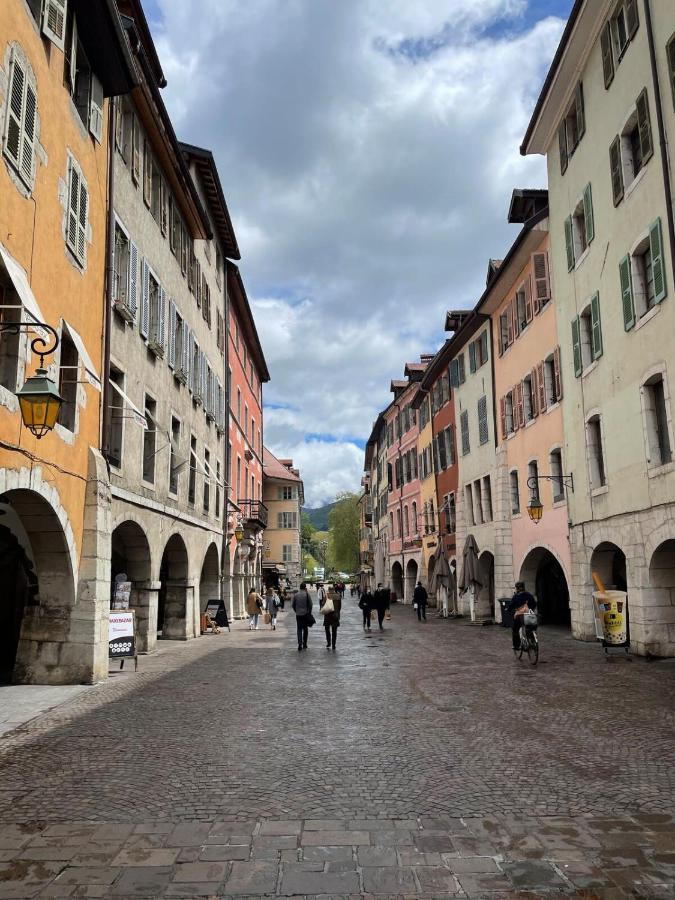 Apartament Petit Cocon Au Coeur D'Annecy Zewnętrze zdjęcie